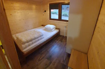 KORMORAN - Chalet Świerk, værelse 2 i stueetagen